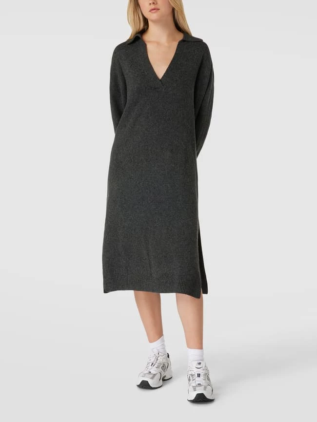 REVIEW Strickkleid Mit V-Ausschnitt - Anthrazit Meliert